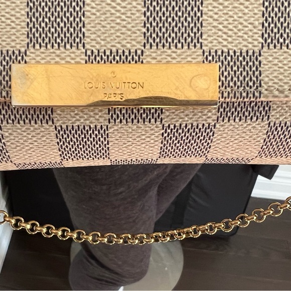 Authentic Louis Vuitton Favorite PM in Damier Azur Canvas - Picture 16 of 16